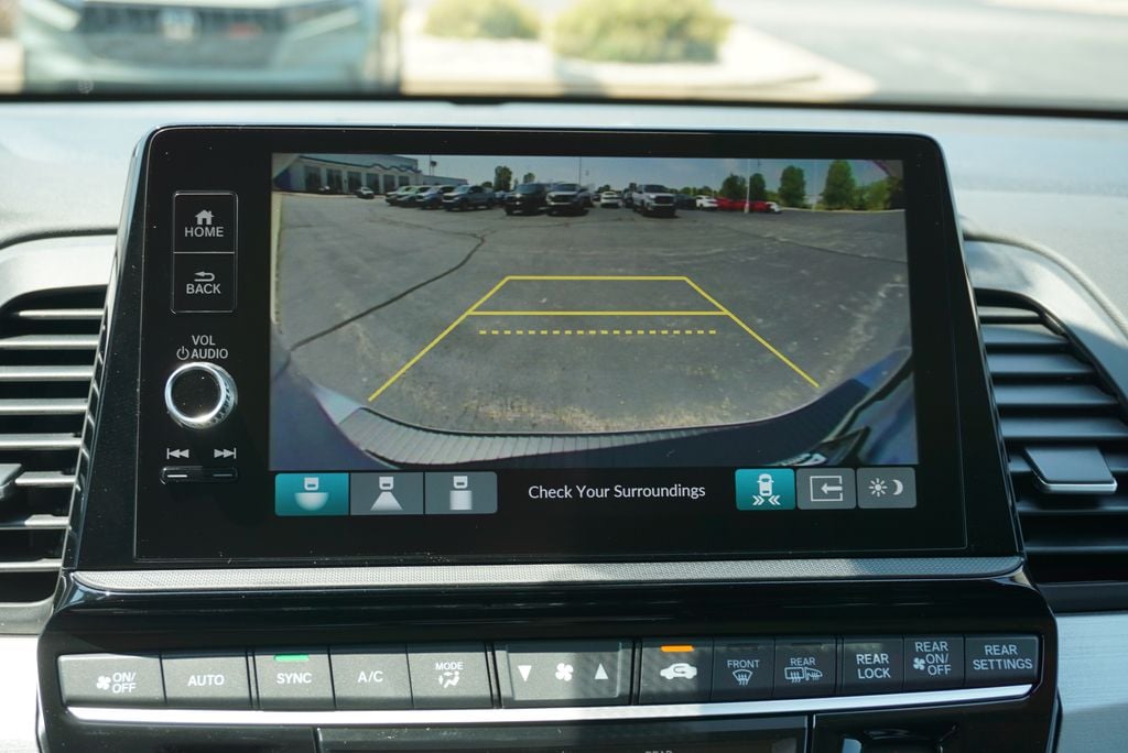 2026 Honda Odyssey Touring - Photo 21