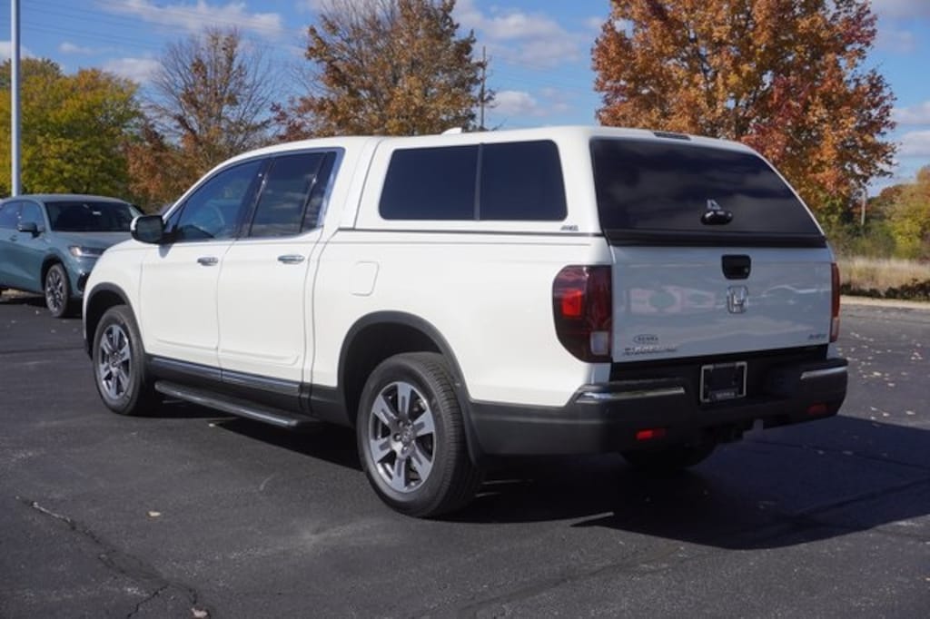 Used 2017 Honda Ridgeline RTL-E AWD Truck Crew Cab