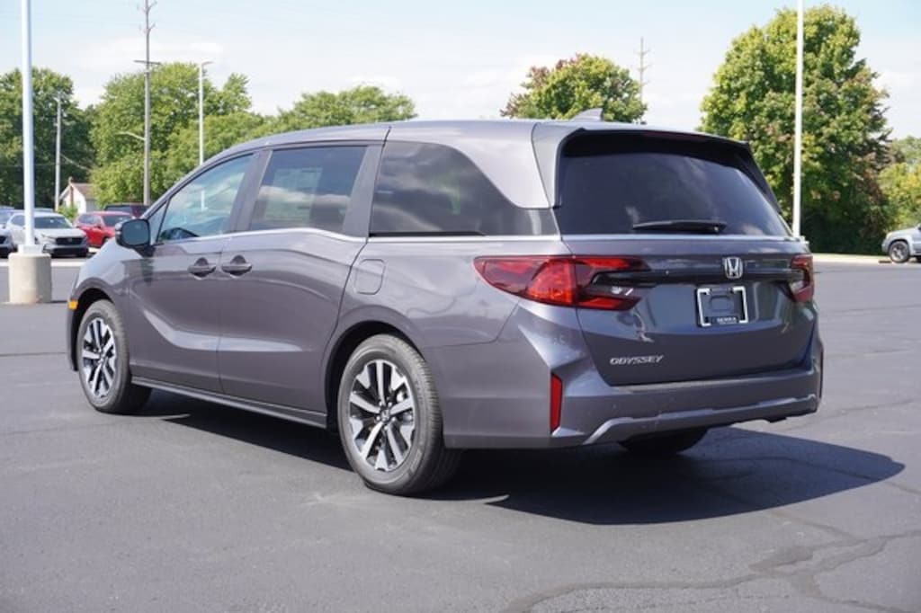 New 2026 Honda Odyssey EX-L Van Passenger