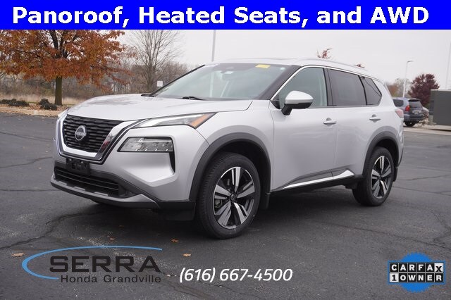 2022 Nissan Rogue SL's photo