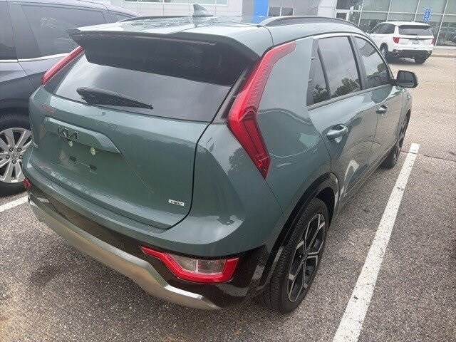 2023 Kia Niro EX Touring photo 4