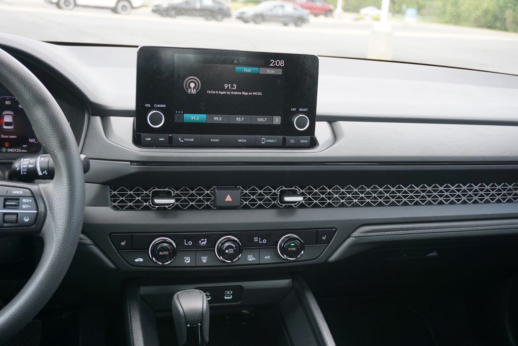 2024 Honda Accord EX - Photo 15