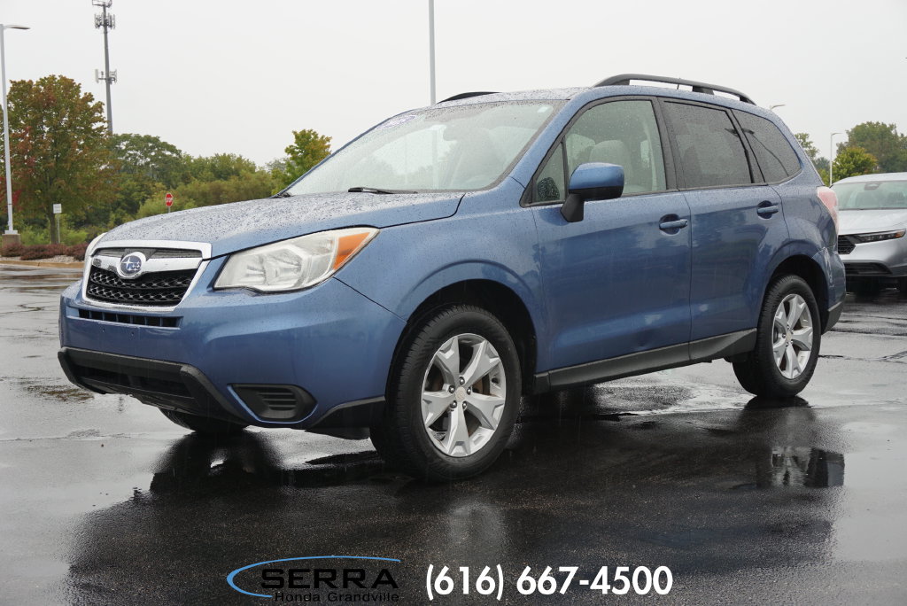 Used 2015 Subaru Forester i Premium with VIN JF2SJADC6FG443190 for sale in Grandville, MI