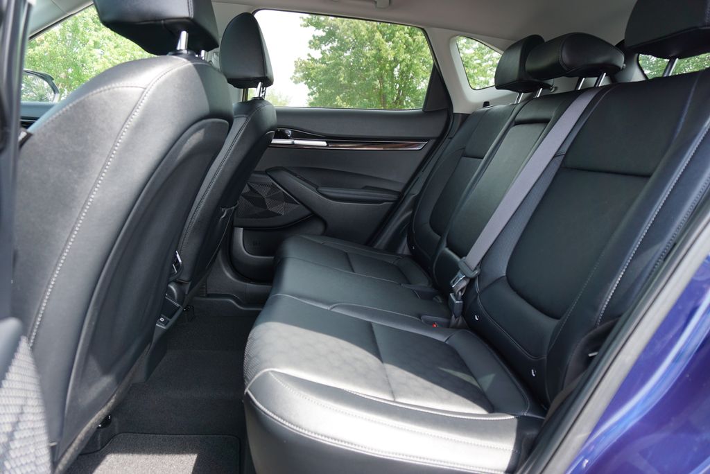 2024 Kia Seltos EX - Photo 11