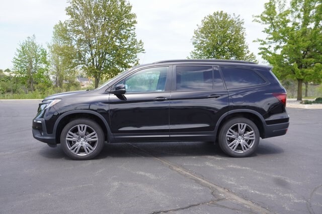2022 Honda Pilot Sport photo 2