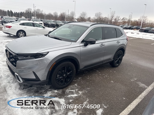 2023 Honda CR-V Sport Touring's photo