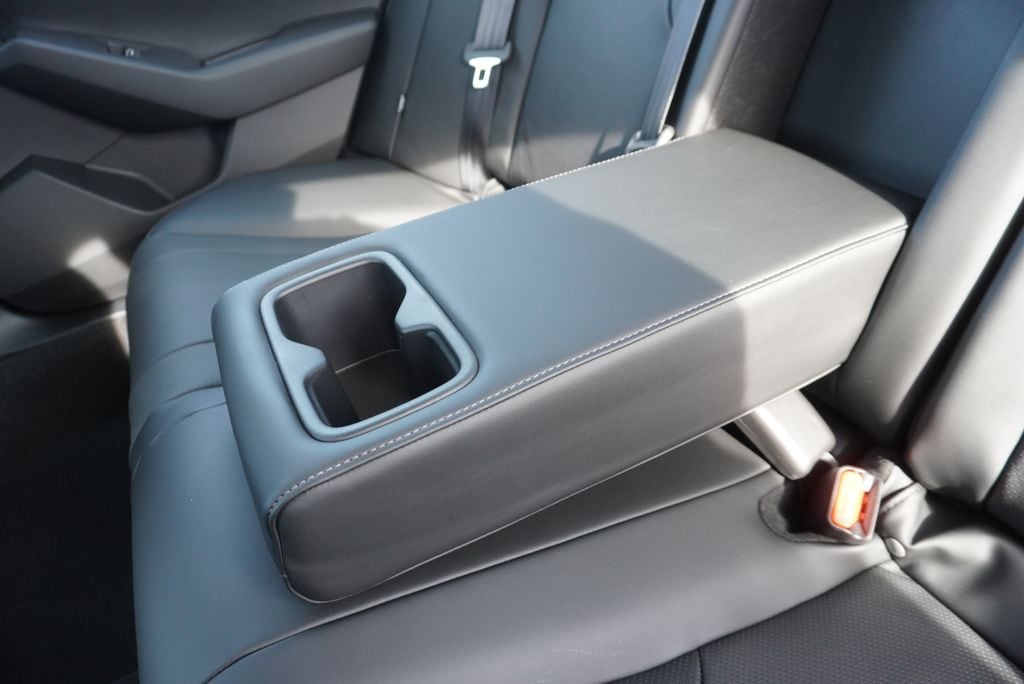 2026 Honda Accord Hybrid EX-L - Photo 12
