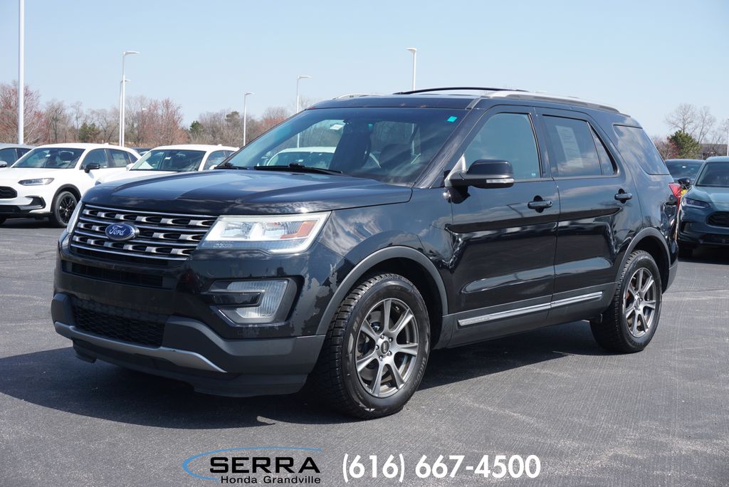 2016 Ford Explorer XLT FWD's photo