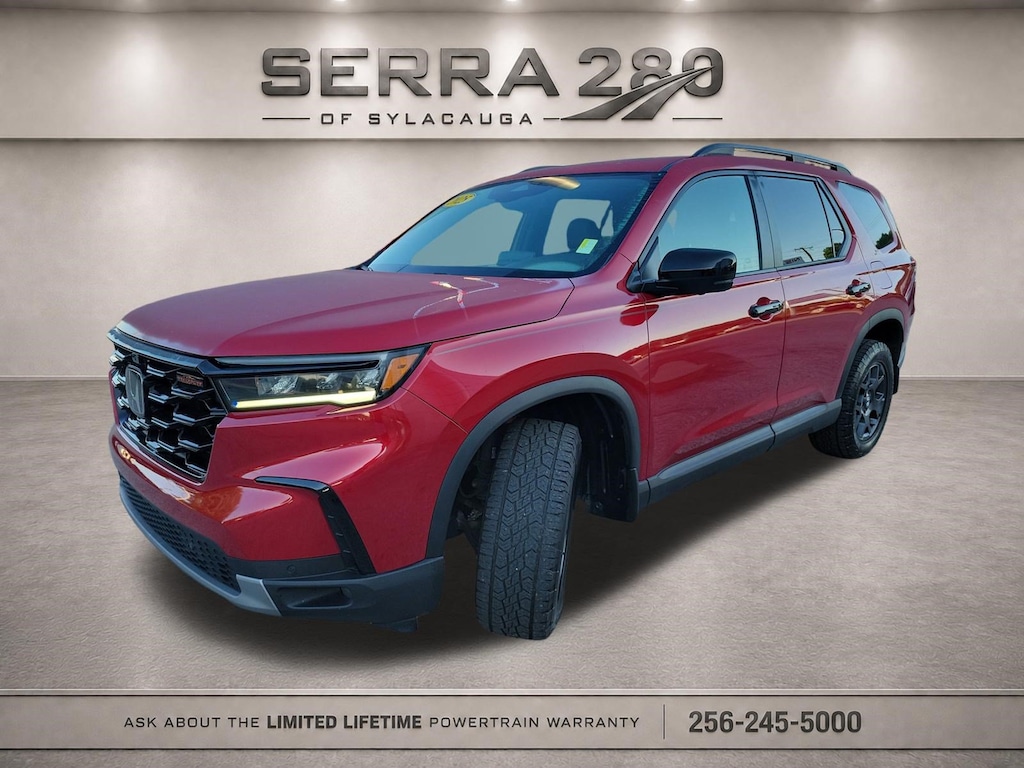 Used 2025 Honda Pilot TrailSport SUV