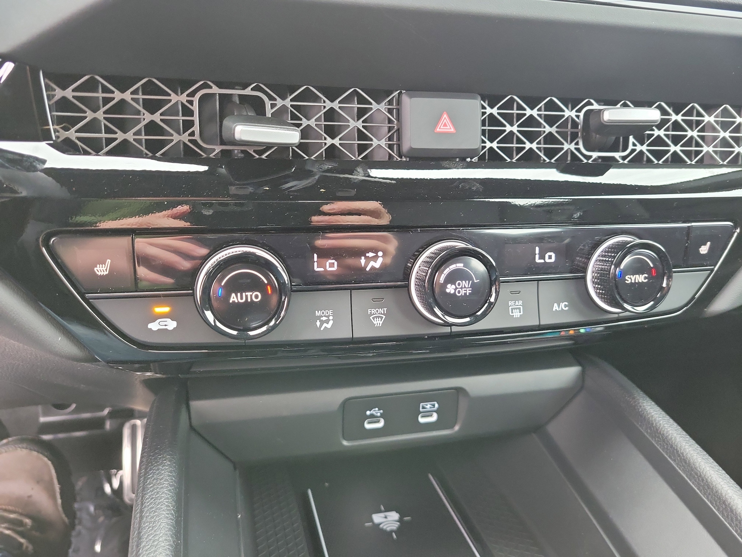 2025 Honda Accord Hybrid Sport-L - Photo 22