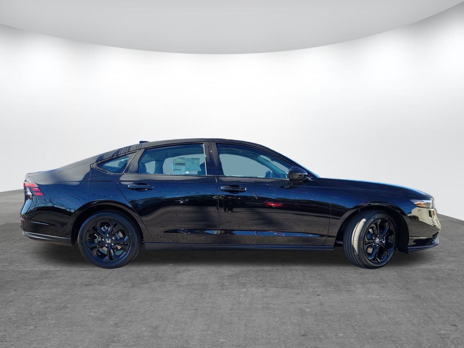 2025 Honda Accord SE photo 4