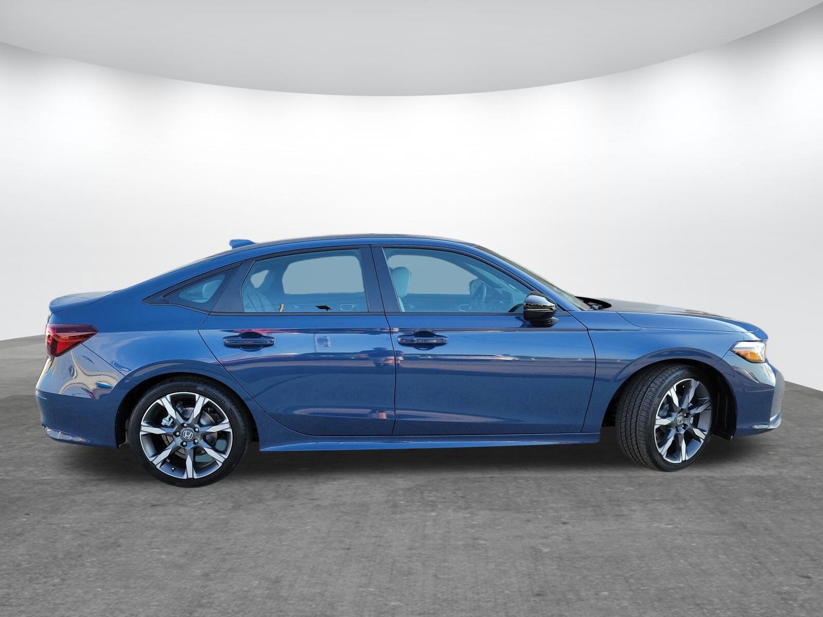 2026 Honda Civic Hybrid Sport Touring photo 4