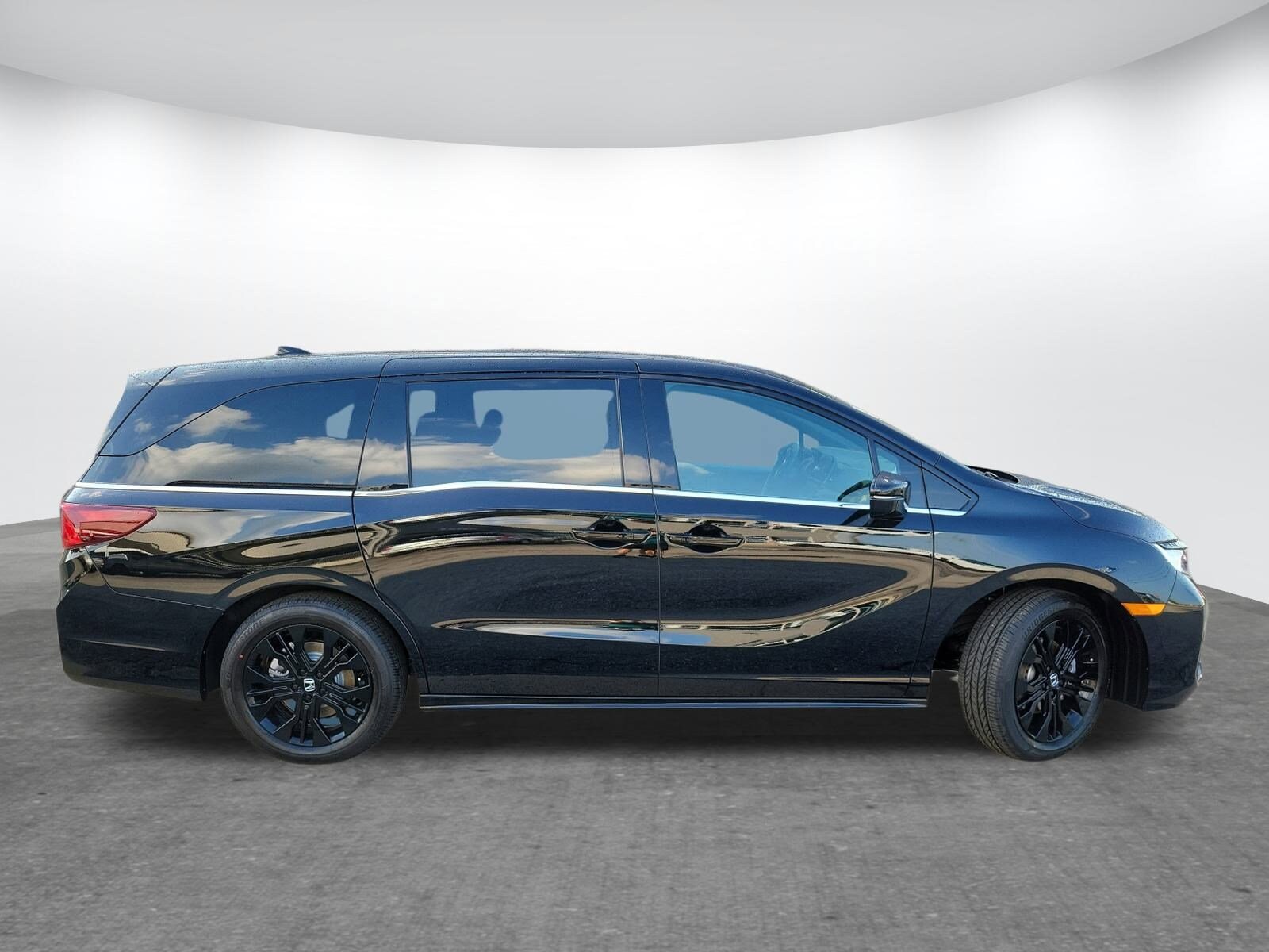 2025 Honda Odyssey photo 4