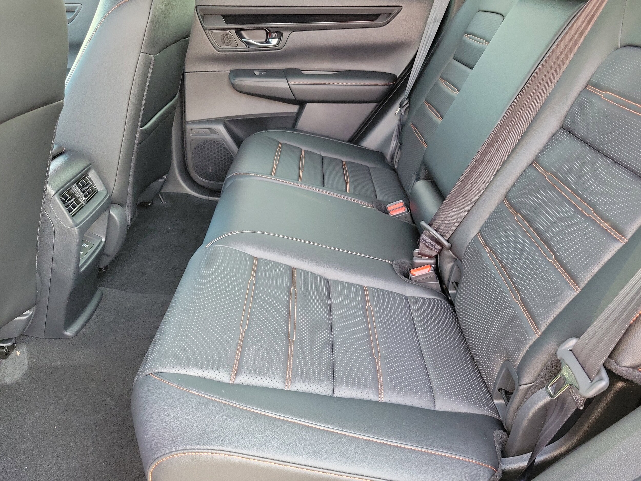 2025 Honda CR-V Sport-L - Photo 18