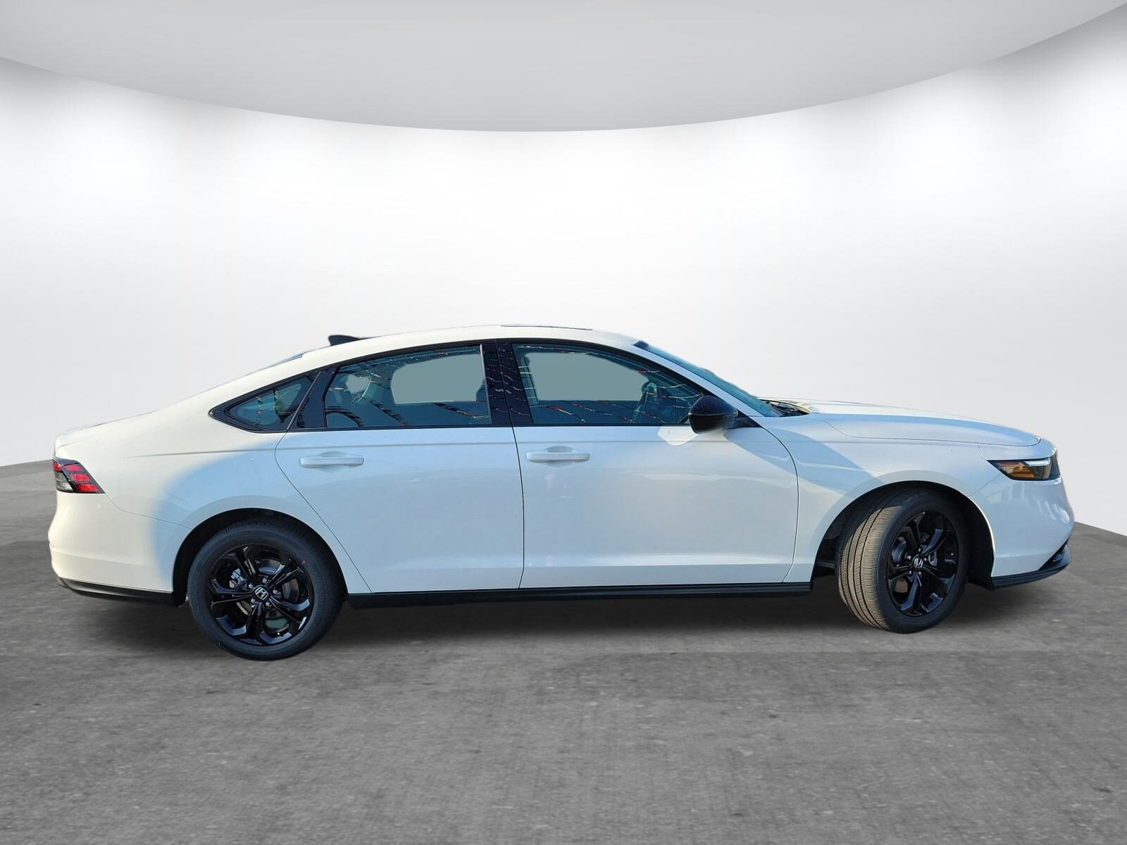 2025 Honda Accord SE photo 4