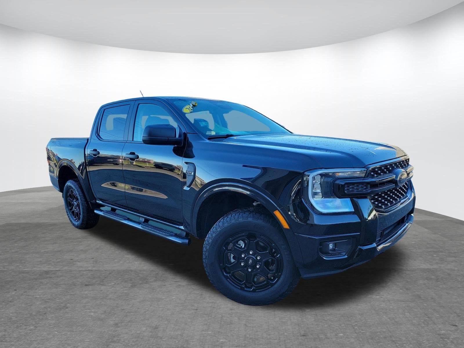 2025 Ford Ranger XLT SuperCrew 5' Box's photo