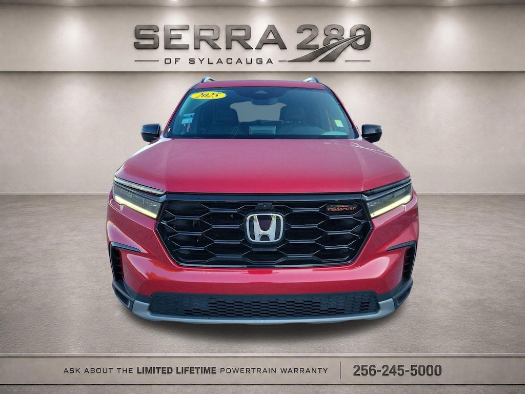 Used 2025 Honda Pilot TrailSport SUV