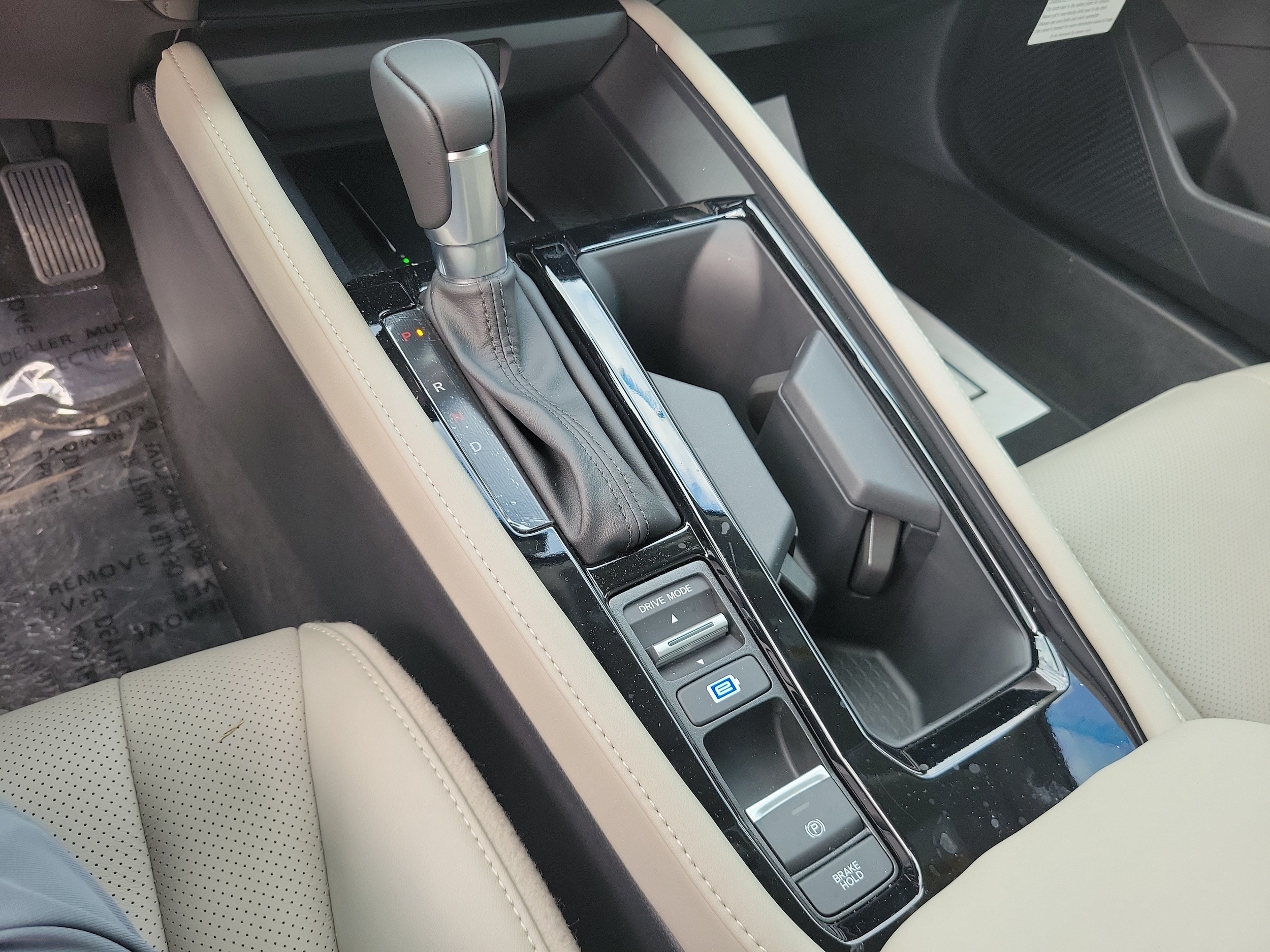 2026 Honda Accord Hybrid Touring - Photo 19