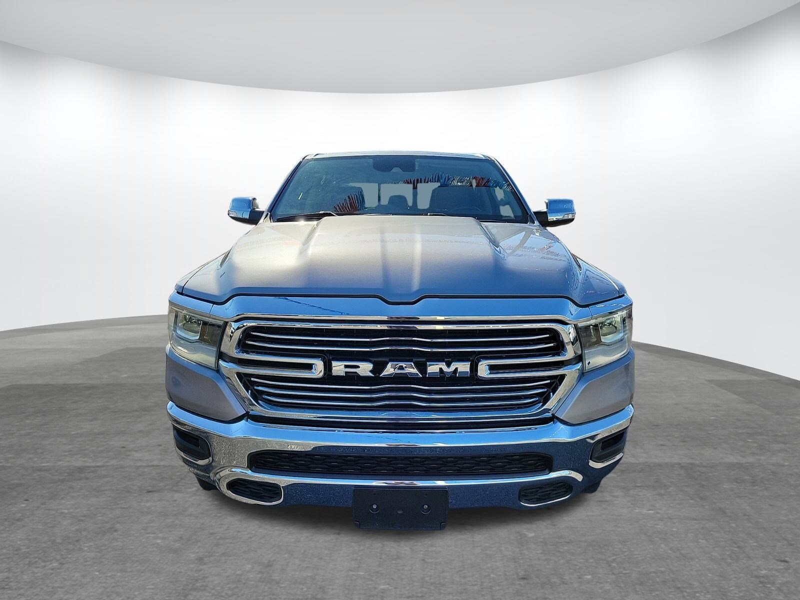 2022 Ram 1500 Laramie photo 2