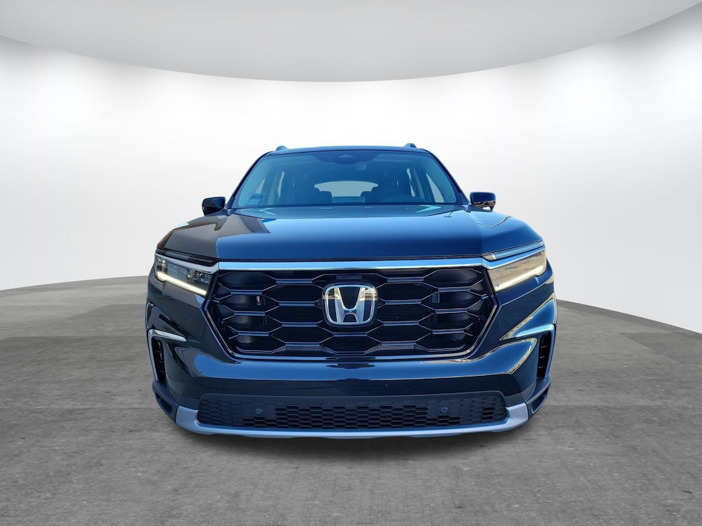 New 2025 Honda Pilot Touring SUV