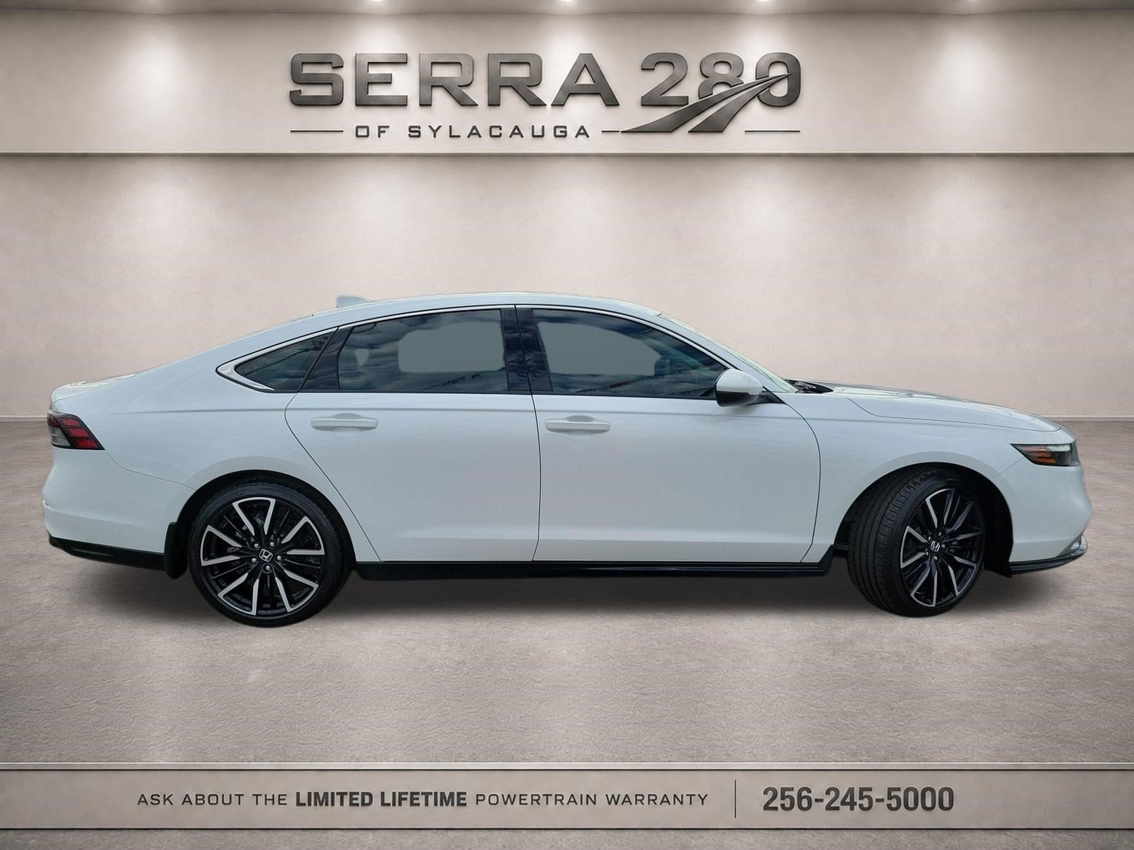 2026 Honda Accord Hybrid Touring - Photo 4