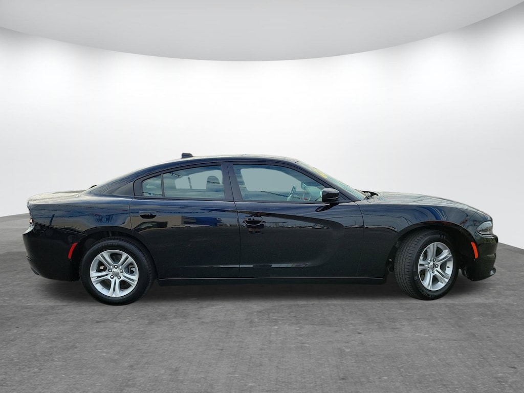 Used 2023 Dodge Charger SXT Sedan