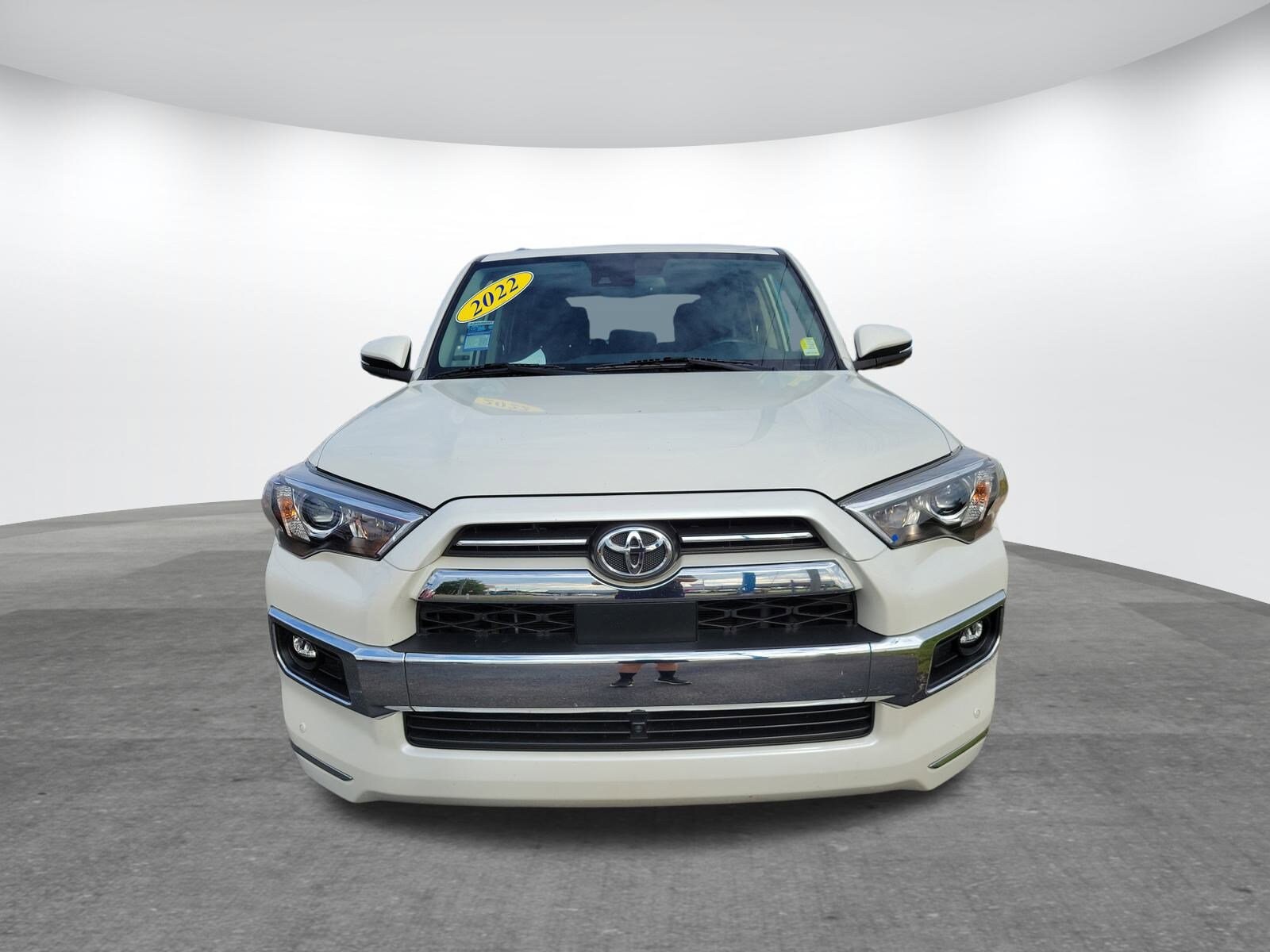 2022 Toyota 4Runner Limited photo 2