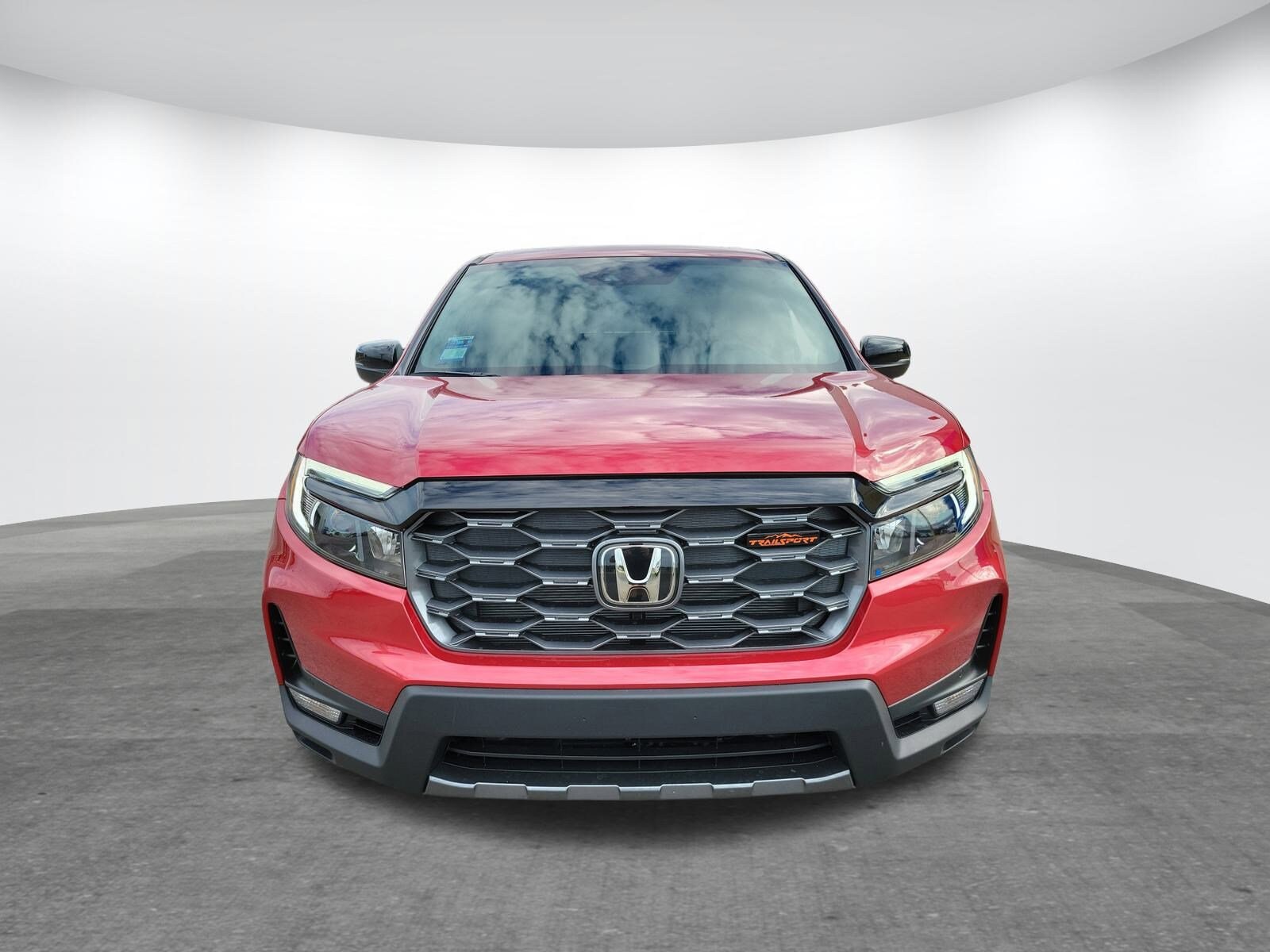 2025 Honda Ridgeline TrailSport photo 2