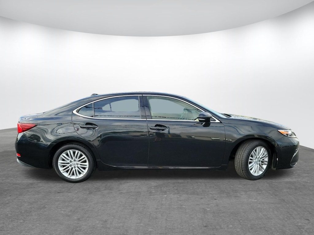 Used 2017 Lexus ES 350 Sedan