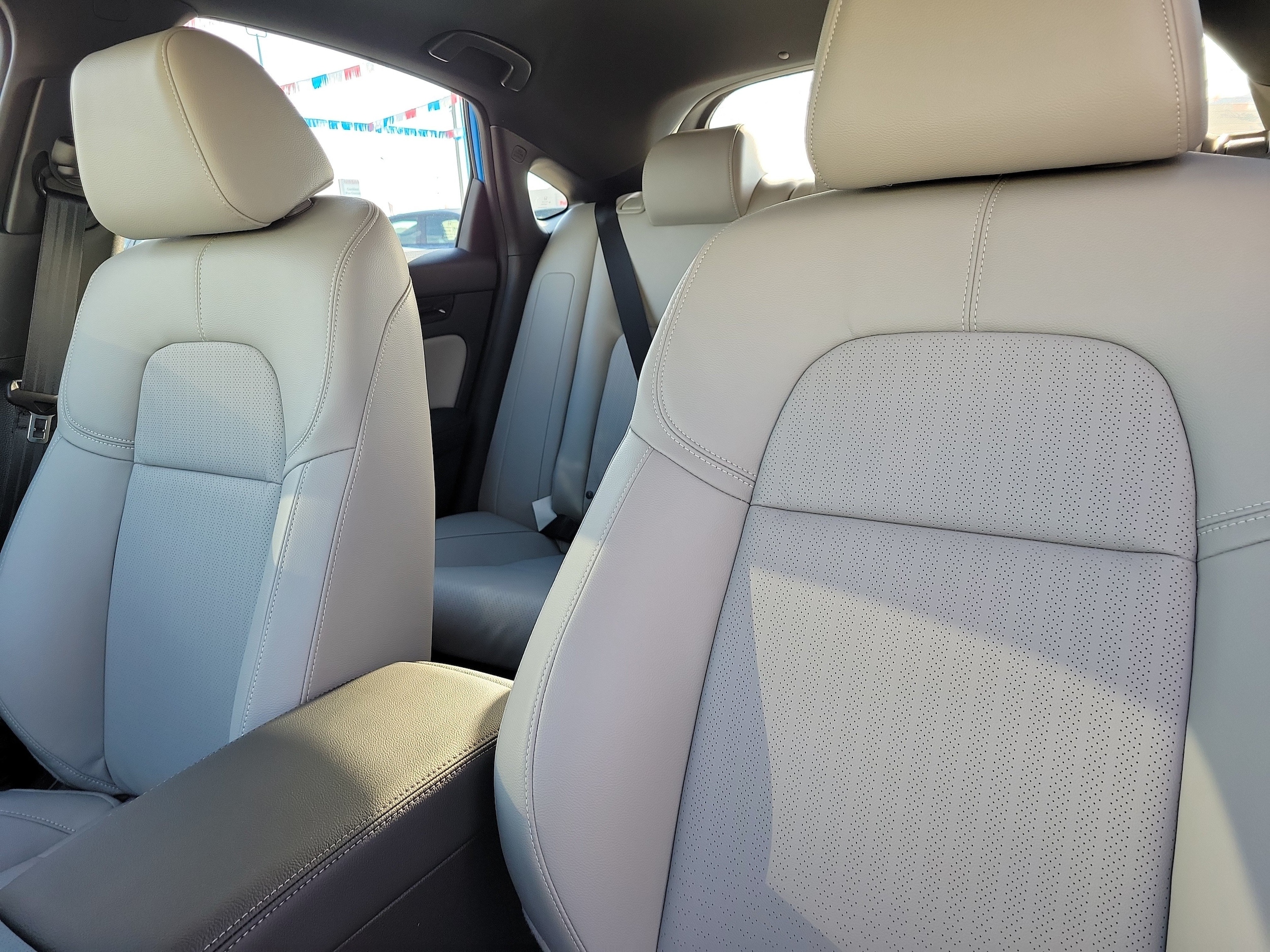 2026 Honda Civic Hatchback Sport Touring - Photo 14