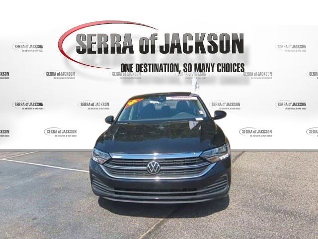 2024 Volkswagen Jetta SE photo 2