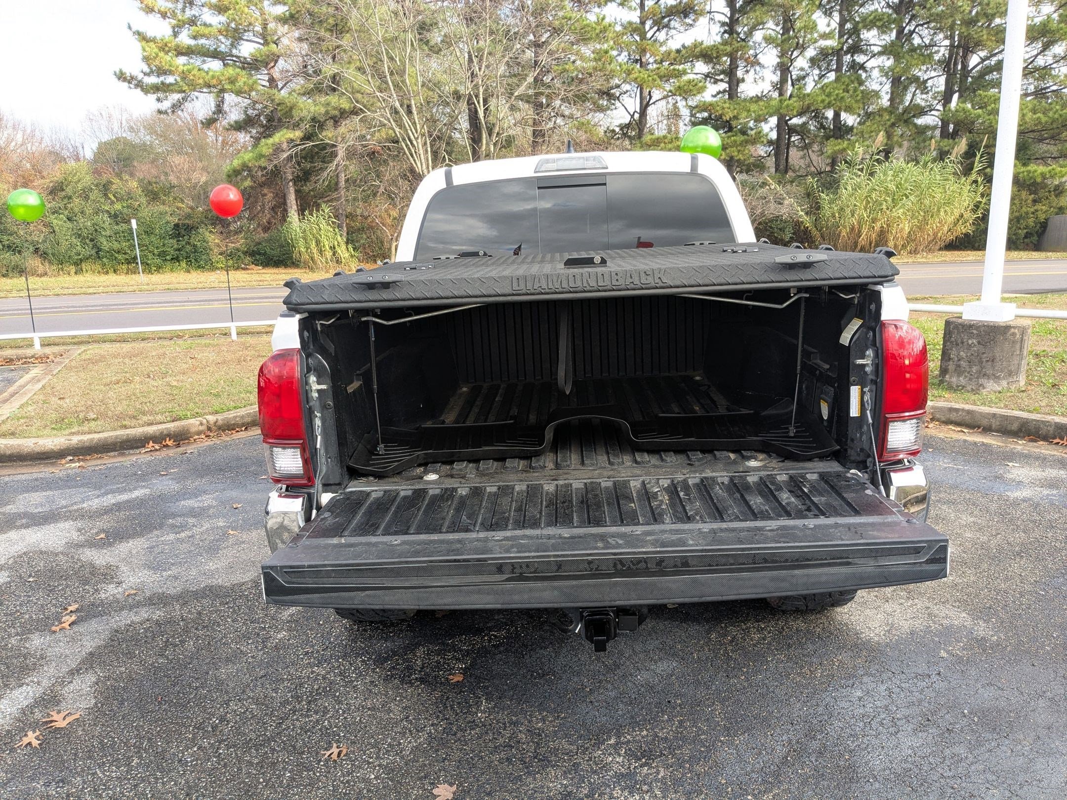2019 Toyota Tacoma TRD photo 3