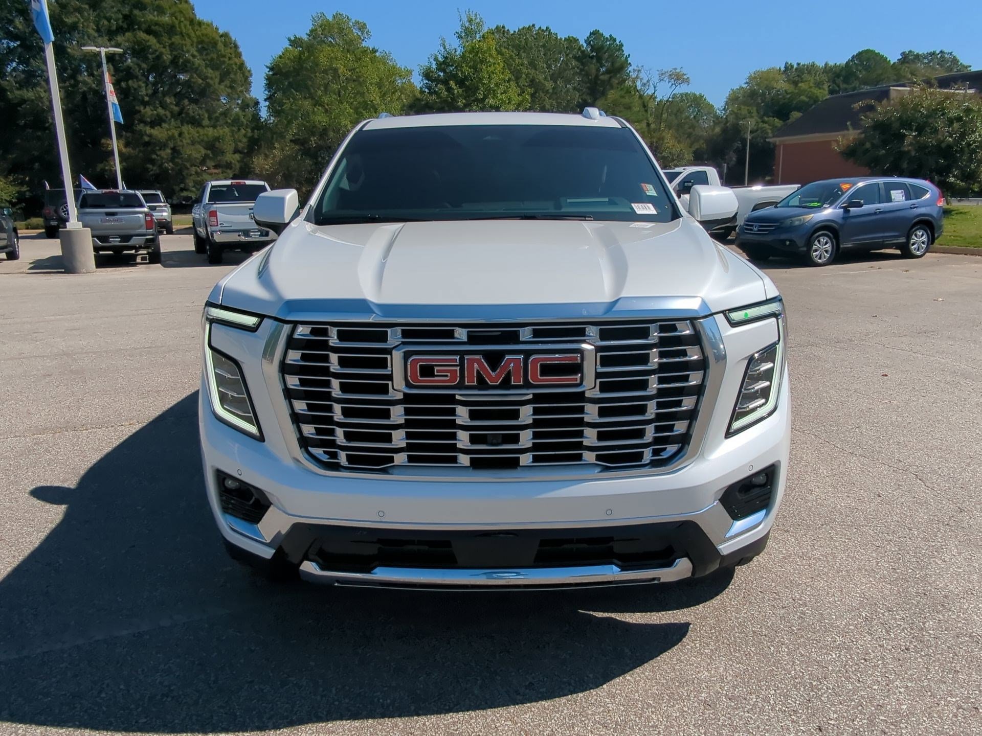 2025 Gmc Yukon Denali photo 3