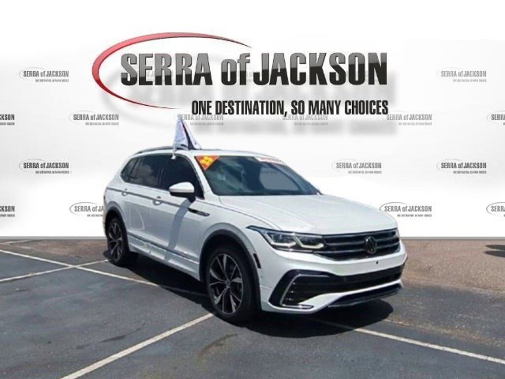 Used 2023 Volkswagen Tiguan SEL R-Line SUV