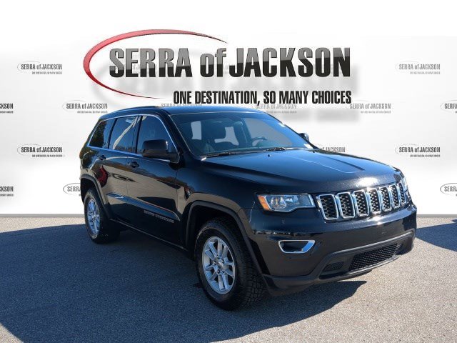 2018 Jeep Grand Cherokee Laredo photo 2