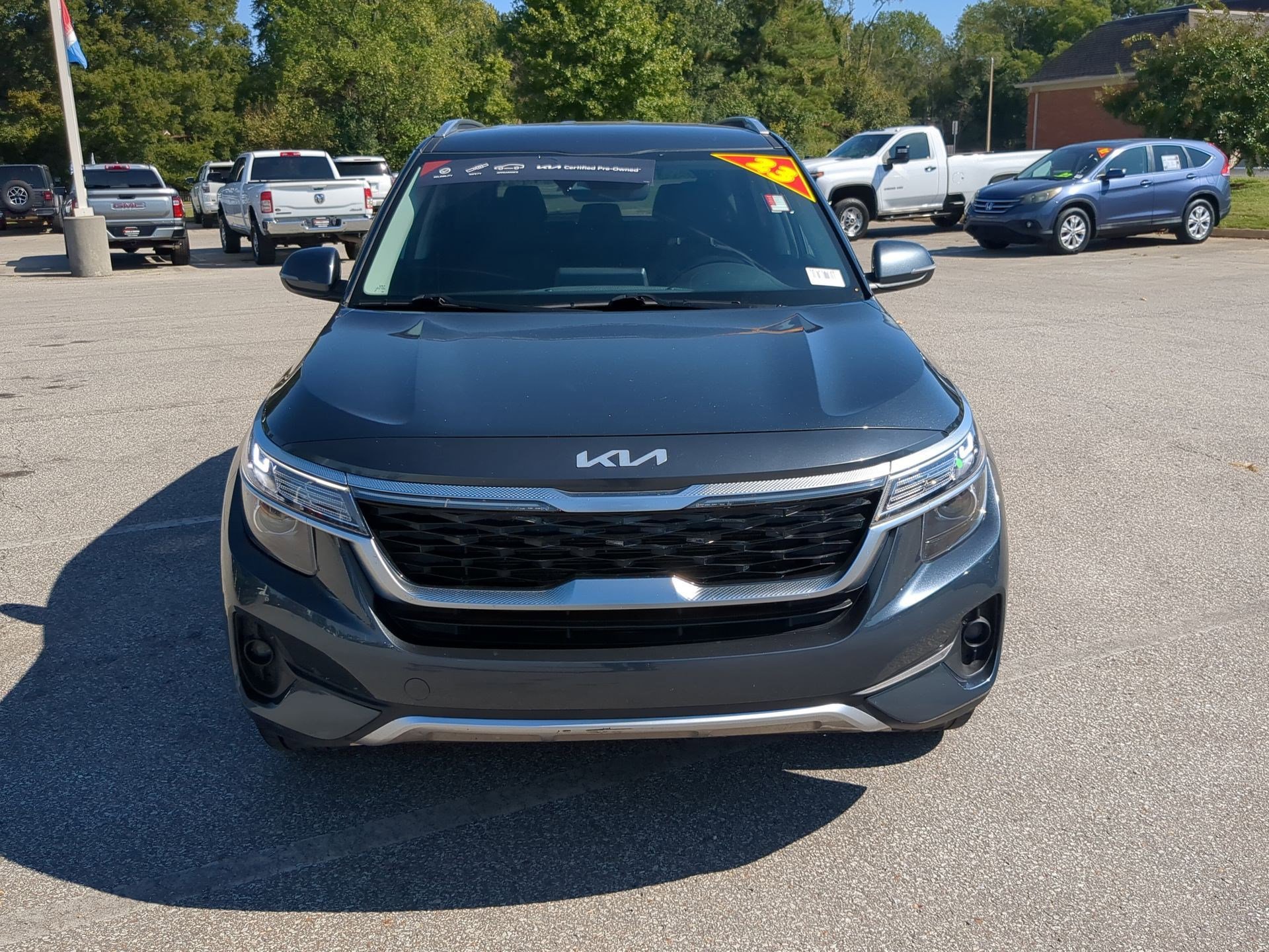 2023 Kia Seltos S Nightfall Edition photo 3