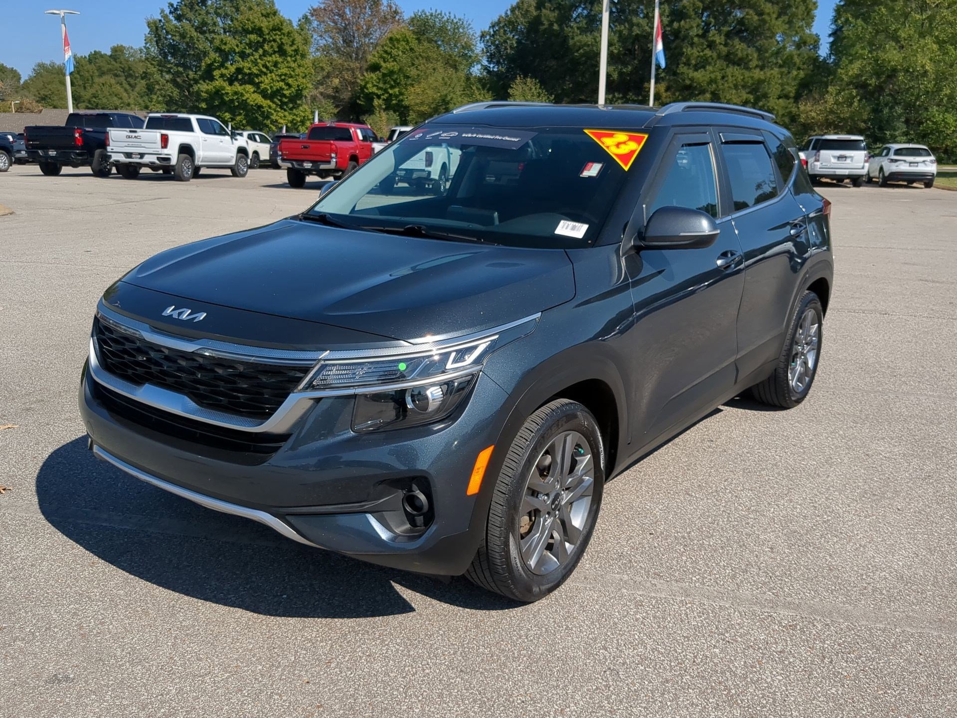 2023 Kia Seltos S Nightfall Edition photo 4