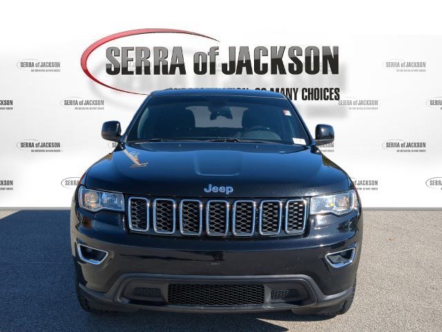 2018 Jeep Grand Cherokee Laredo photo 3