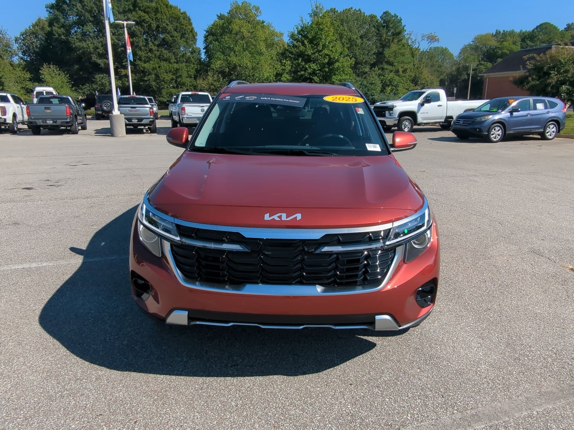 2025 Kia Seltos S photo 3
