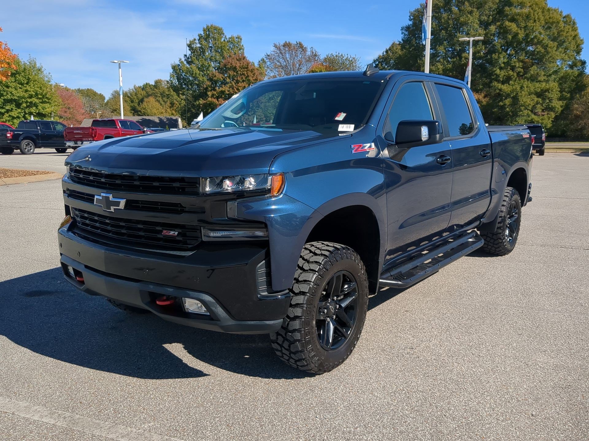 2019 Chevrolet Silverado 1500 LT Trail Boss photo 4