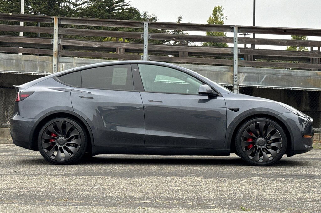 Used 2022 Tesla