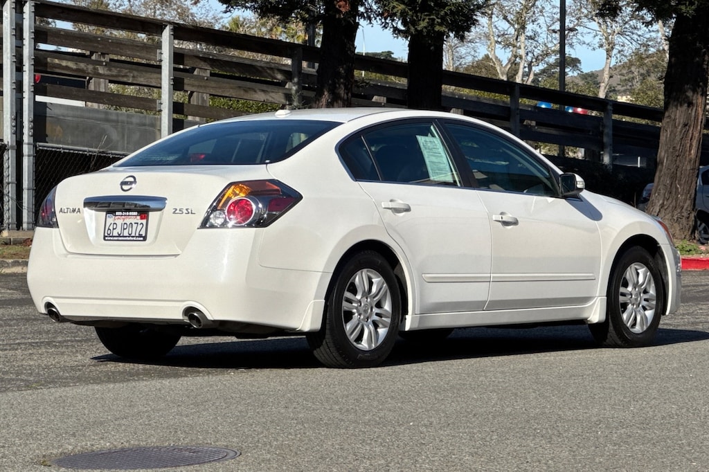 Used 2010 Nissan