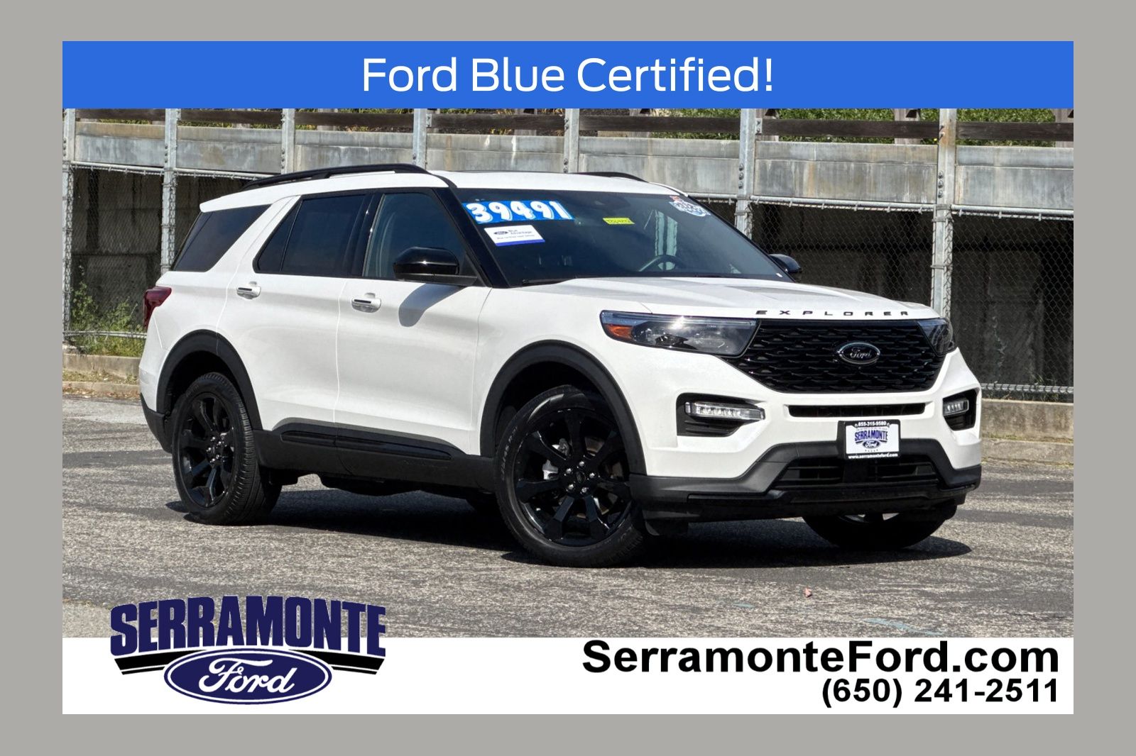 2023 Ford Explorer ST-LINE 4WD's photo