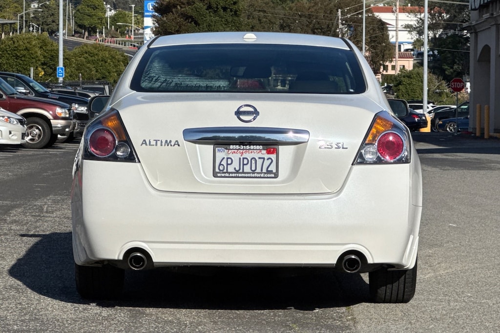 Used 2010 Nissan