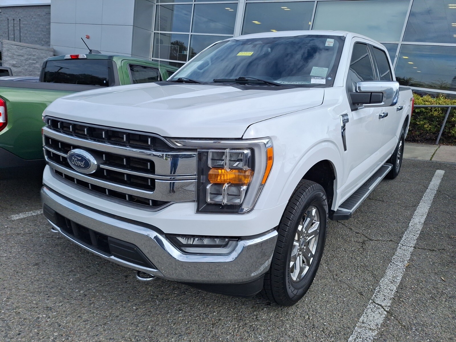 2023 Ford F-150 Lariat photo 2