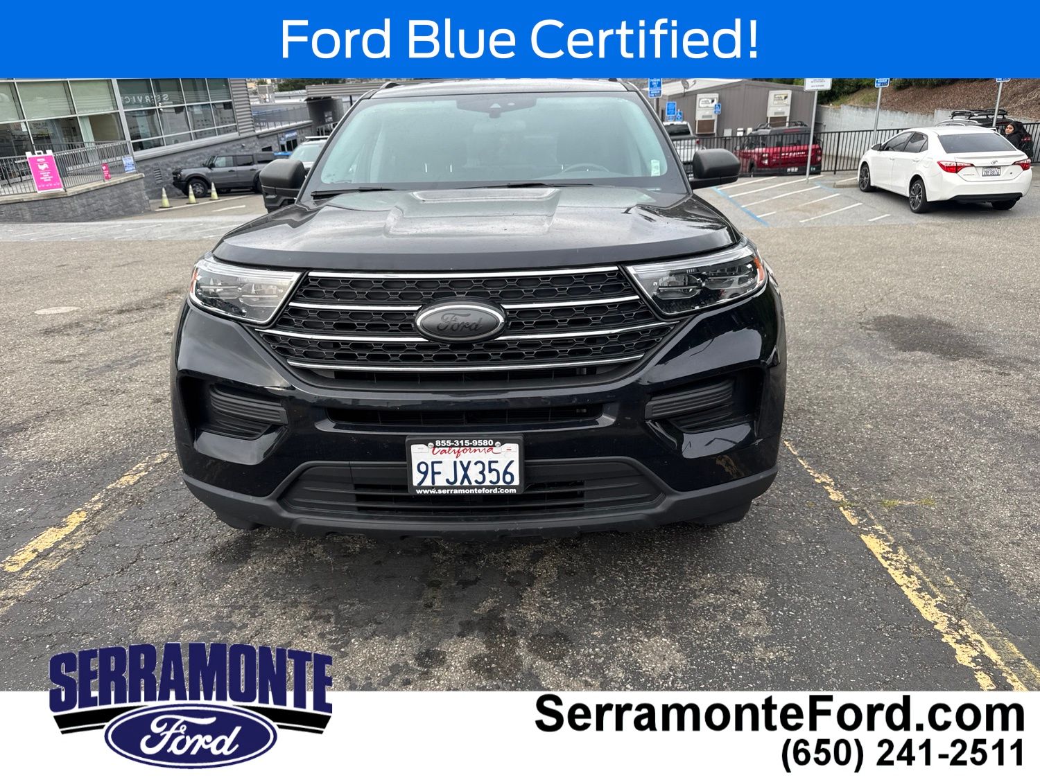 2023 Ford Explorer XLT photo 2