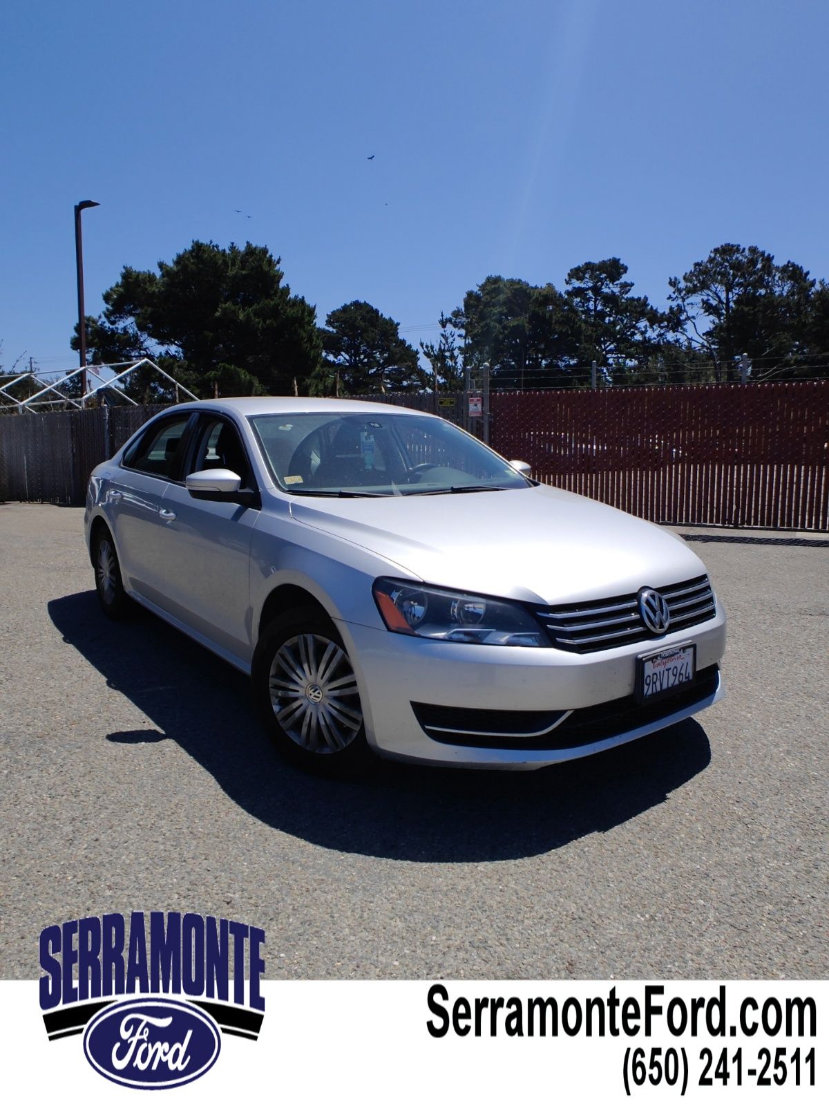 2015 Volkswagen Passat 1.8T S DSG PZEV's photo