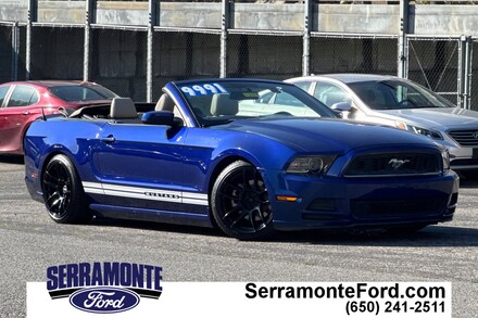 2013 Ford Mustang V6 Premium Convertible 1ZVBP8EM5D5213949