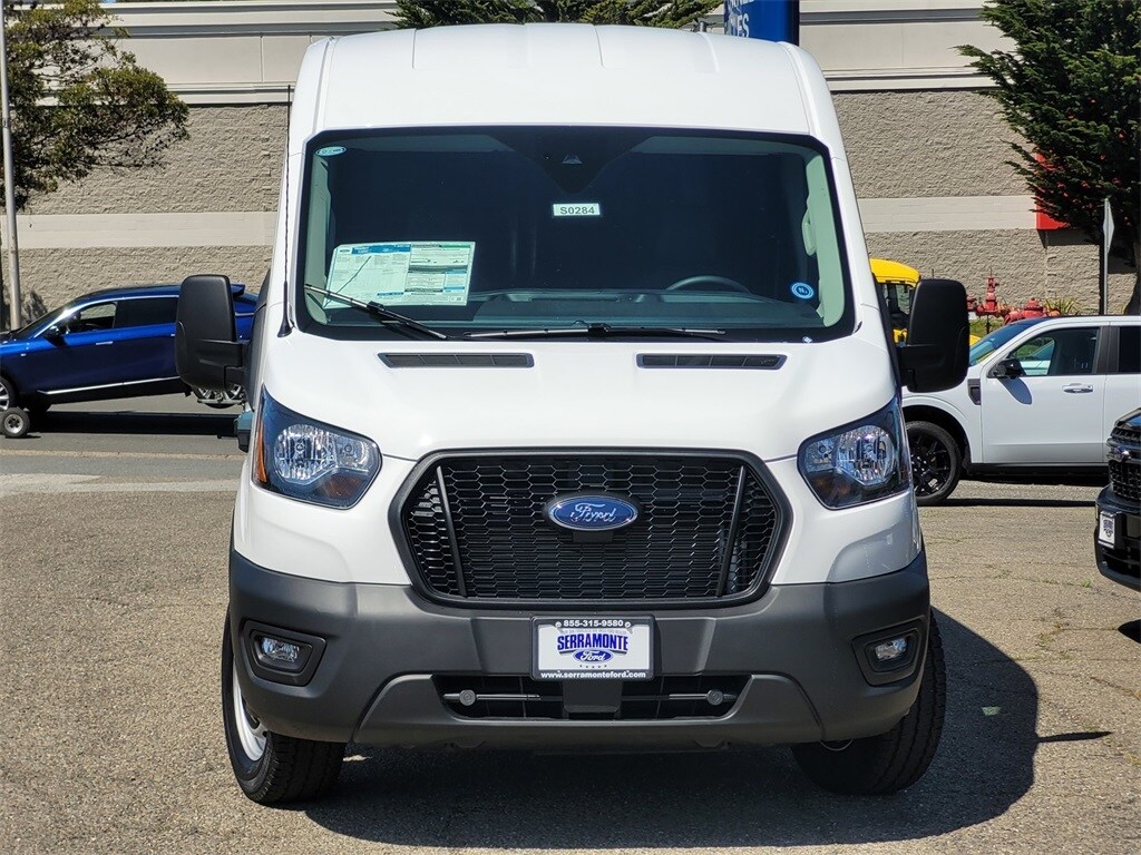 2025 Ford Transit photo 2
