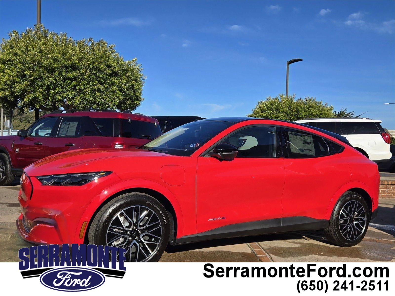 2026 Ford Mustang-Mach-e Premium's photo